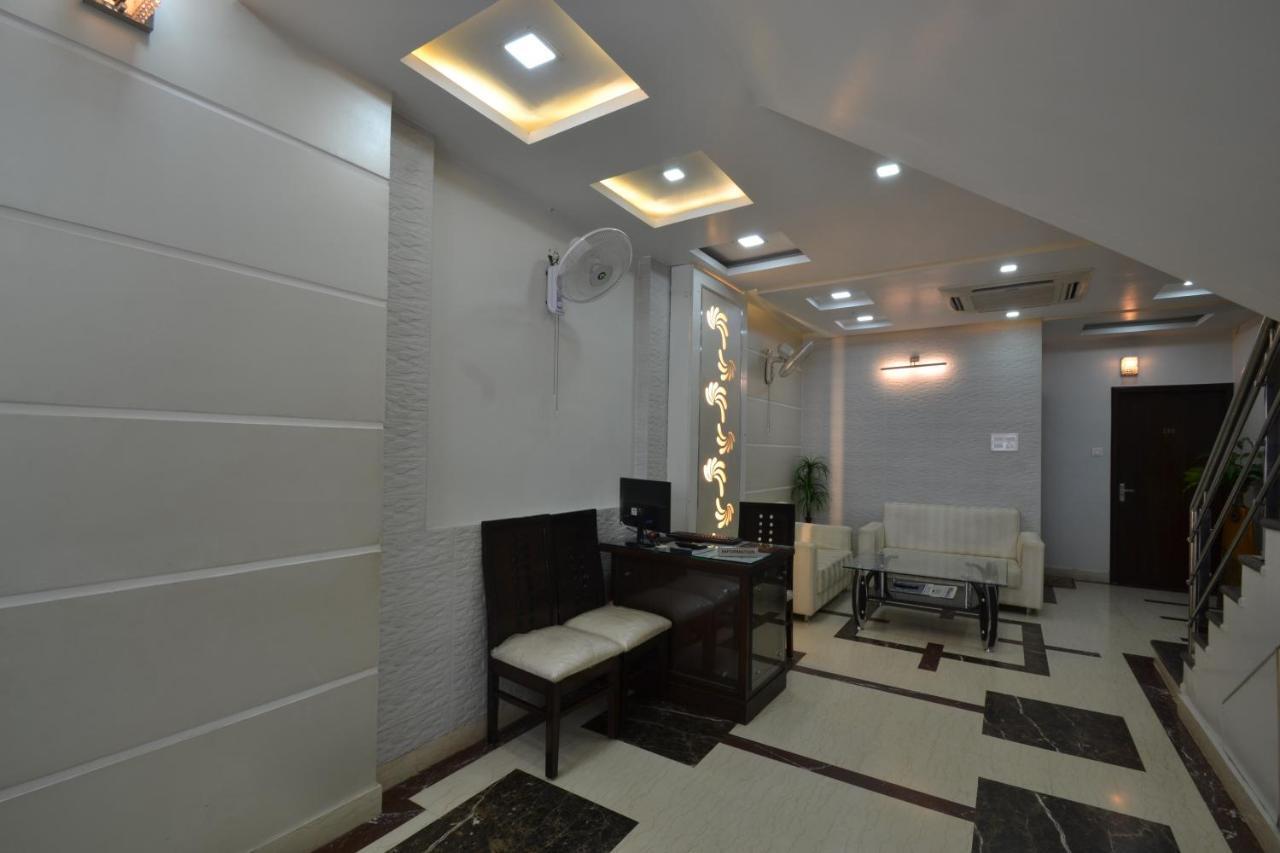 Hotel Central Residency Варанаси Экстерьер фото